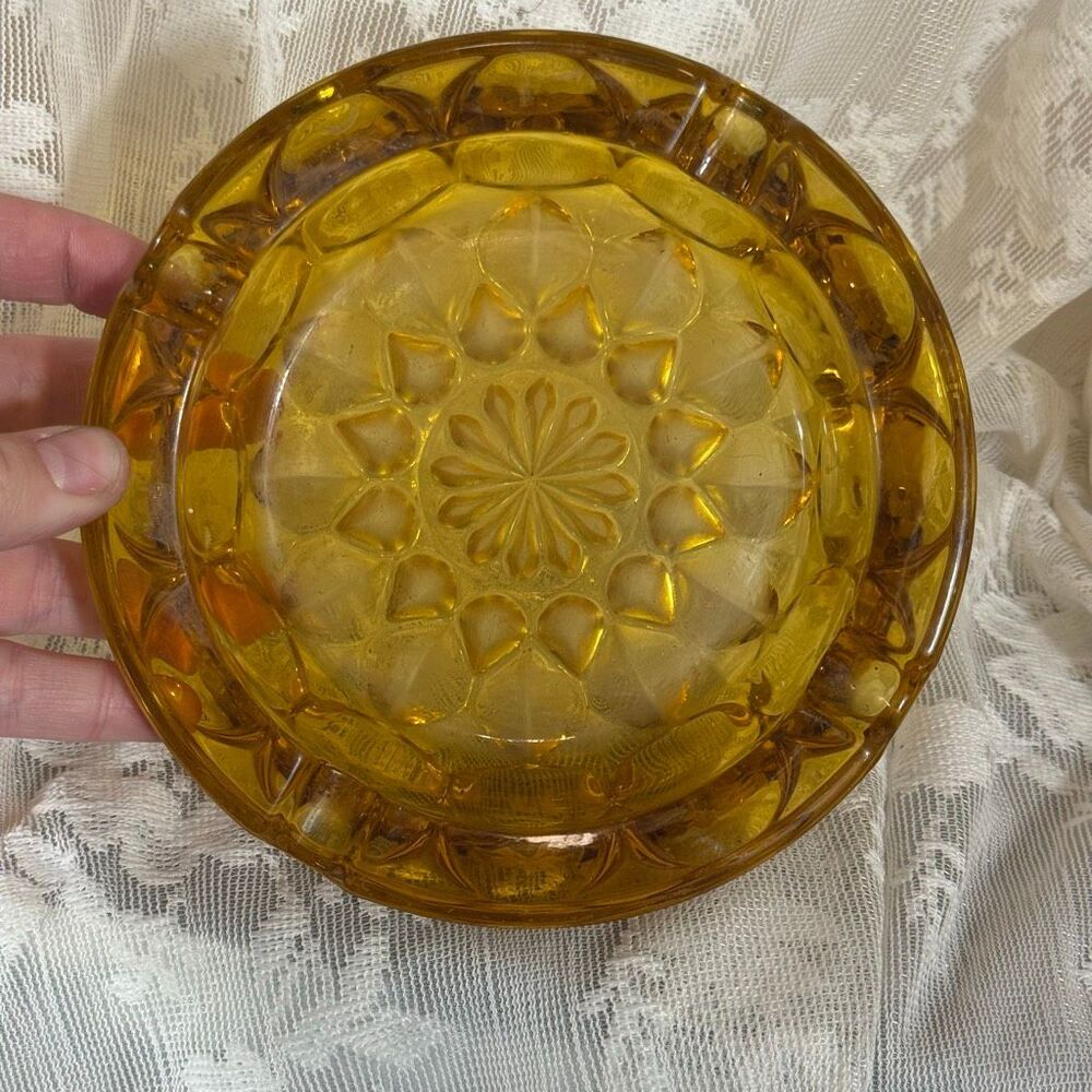 Vintage Amber Pressed Glass Ashtray | Daisy Starburst Pattern | 6” | MCM Catchal